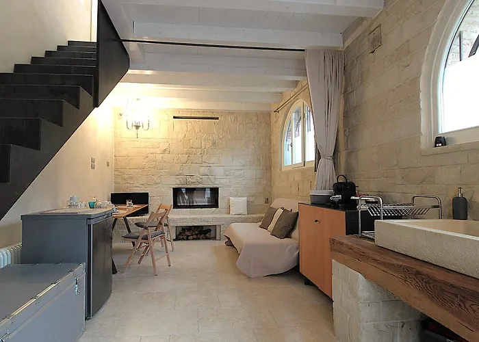Design Loft, Romantic Retreat, Feltre Tatil Evi *